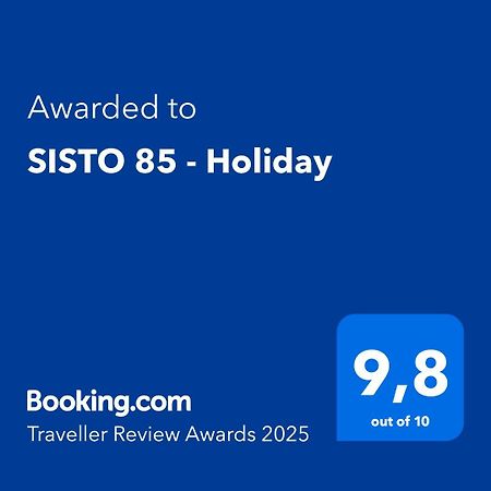 Sisto 85 - Holiday CTA Exterior photo