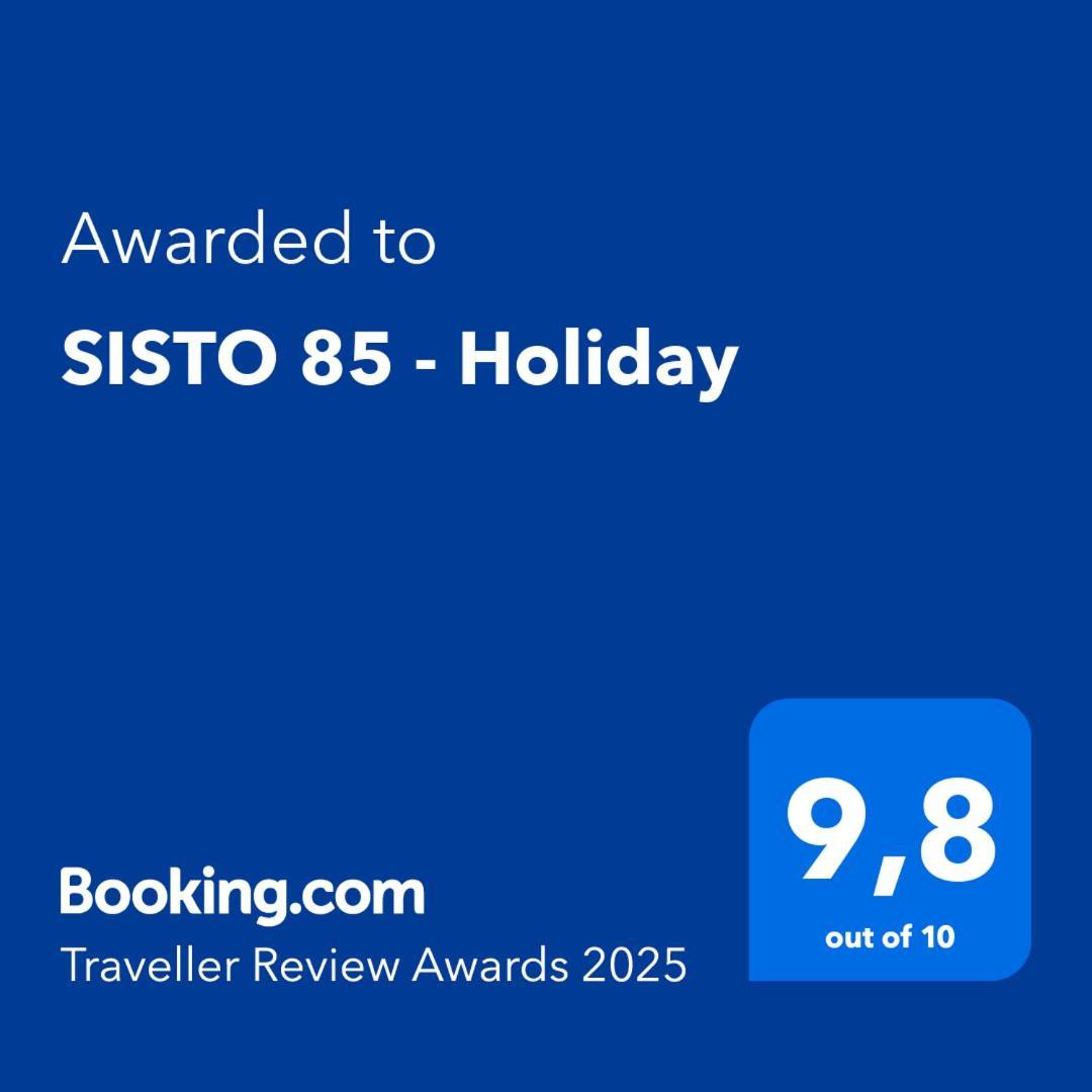 Sisto 85 - Holiday CTA Exterior photo